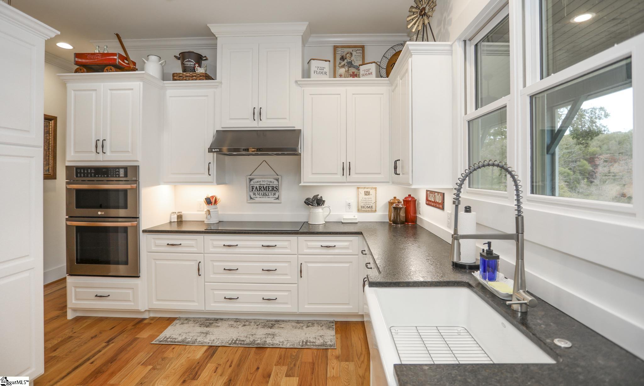 188 Jumping Branch Road Tamassee, SC 29686 - Photo 13 of 39