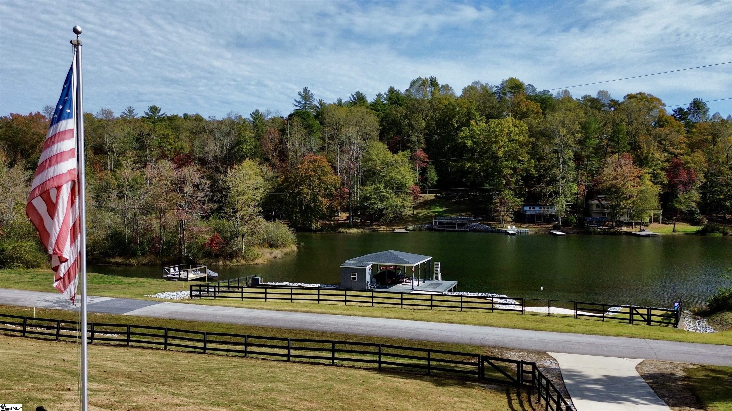 188 Jumping Branch Road Tamassee, SC 29686 - Photo 3 of 39