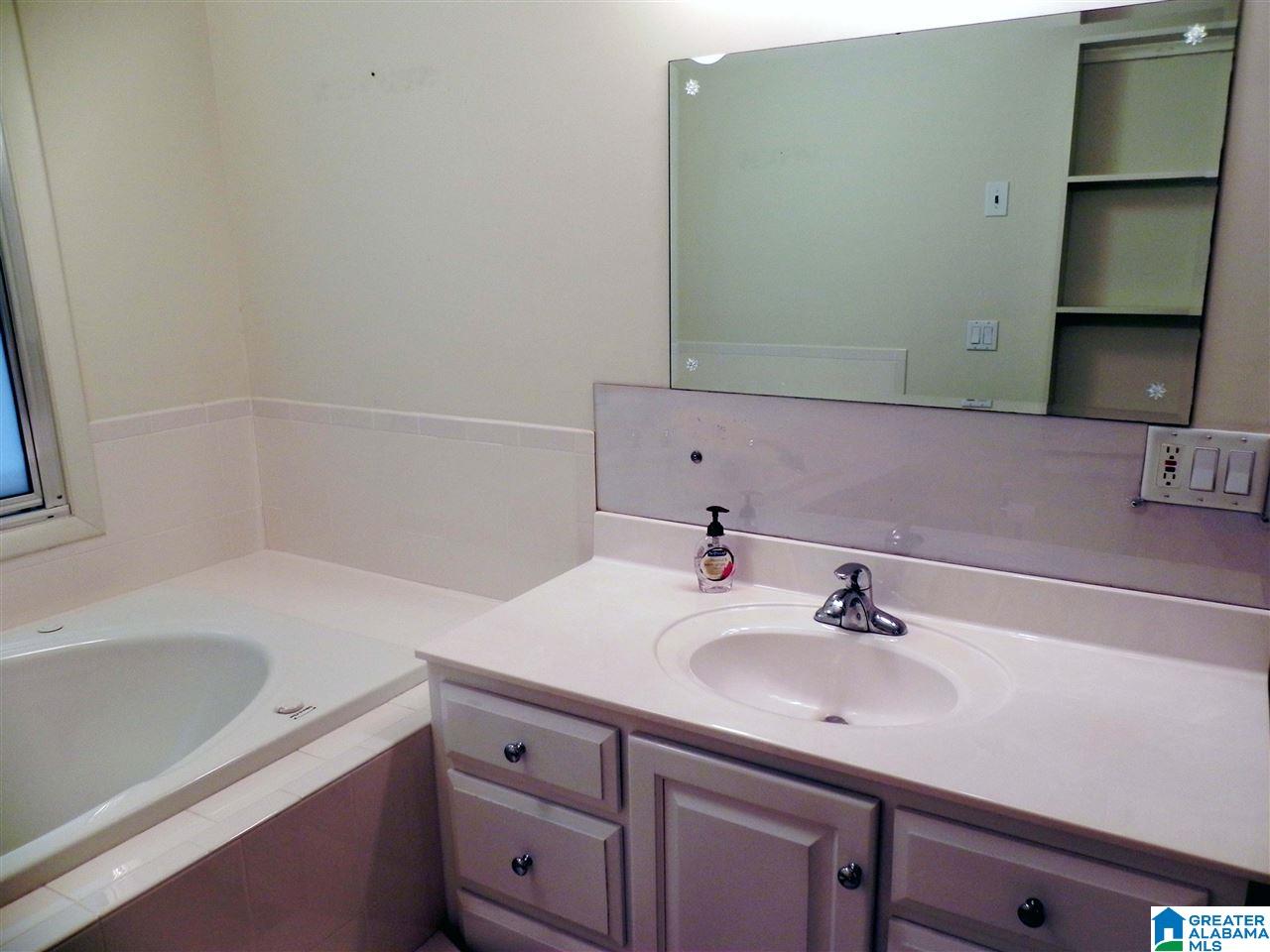 15 Rendalia Road Anniston, AL 36207 - Photo 32 of 50