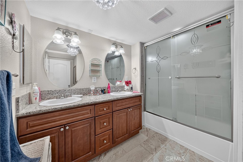 5444 Peacock Lane Riverside, CA 92505 - Photo 21 of 48 Gallery Image 21