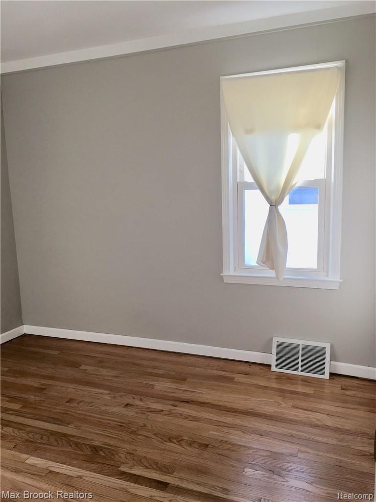 3084 Wakefield Road Berkley, MI 48072 - Photo 12 of 19 Photo Mar 04, 9 12 08 AM.jpg