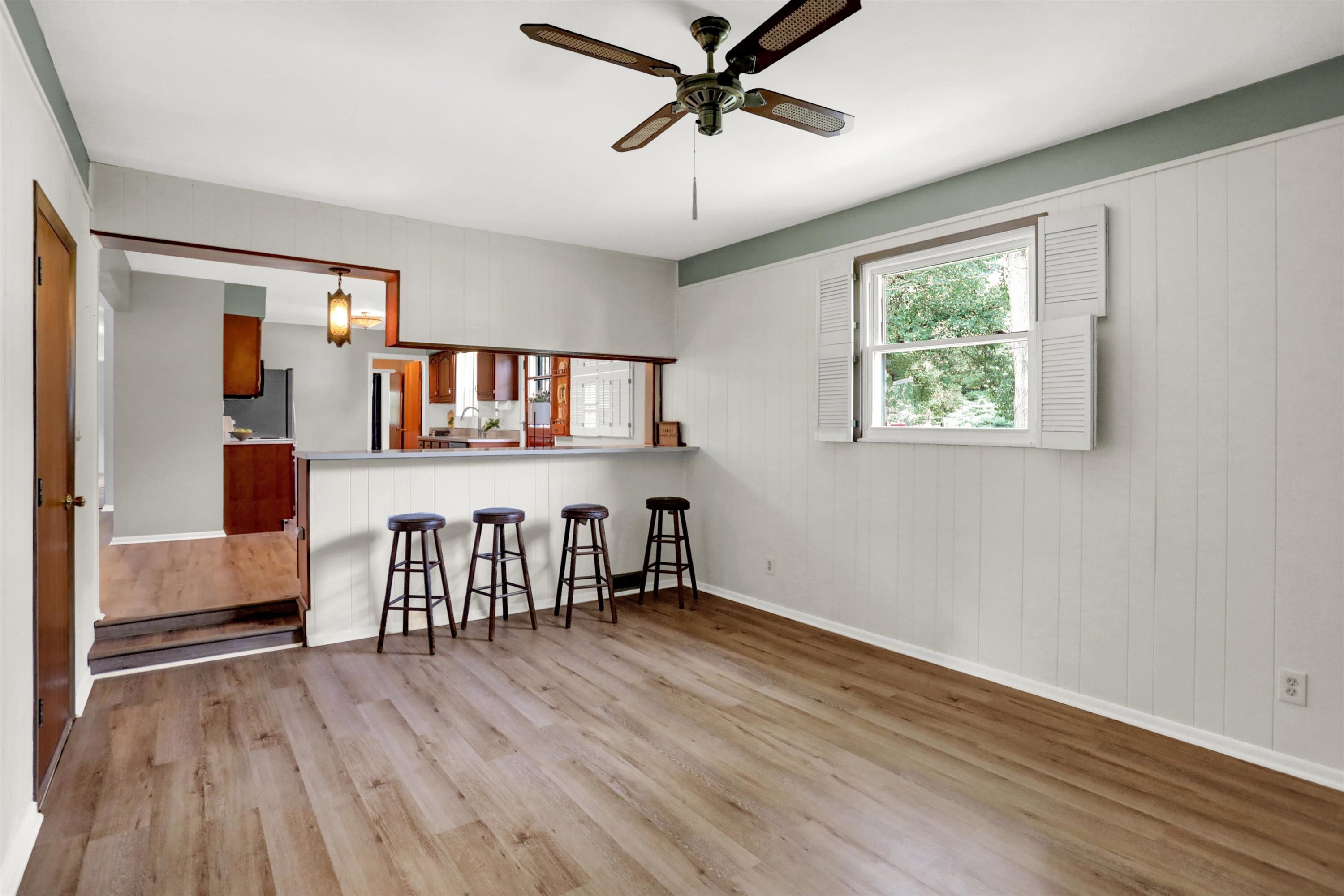 309 Hopkins Road Cumberland, IN 46229 - Photo 13 of 30