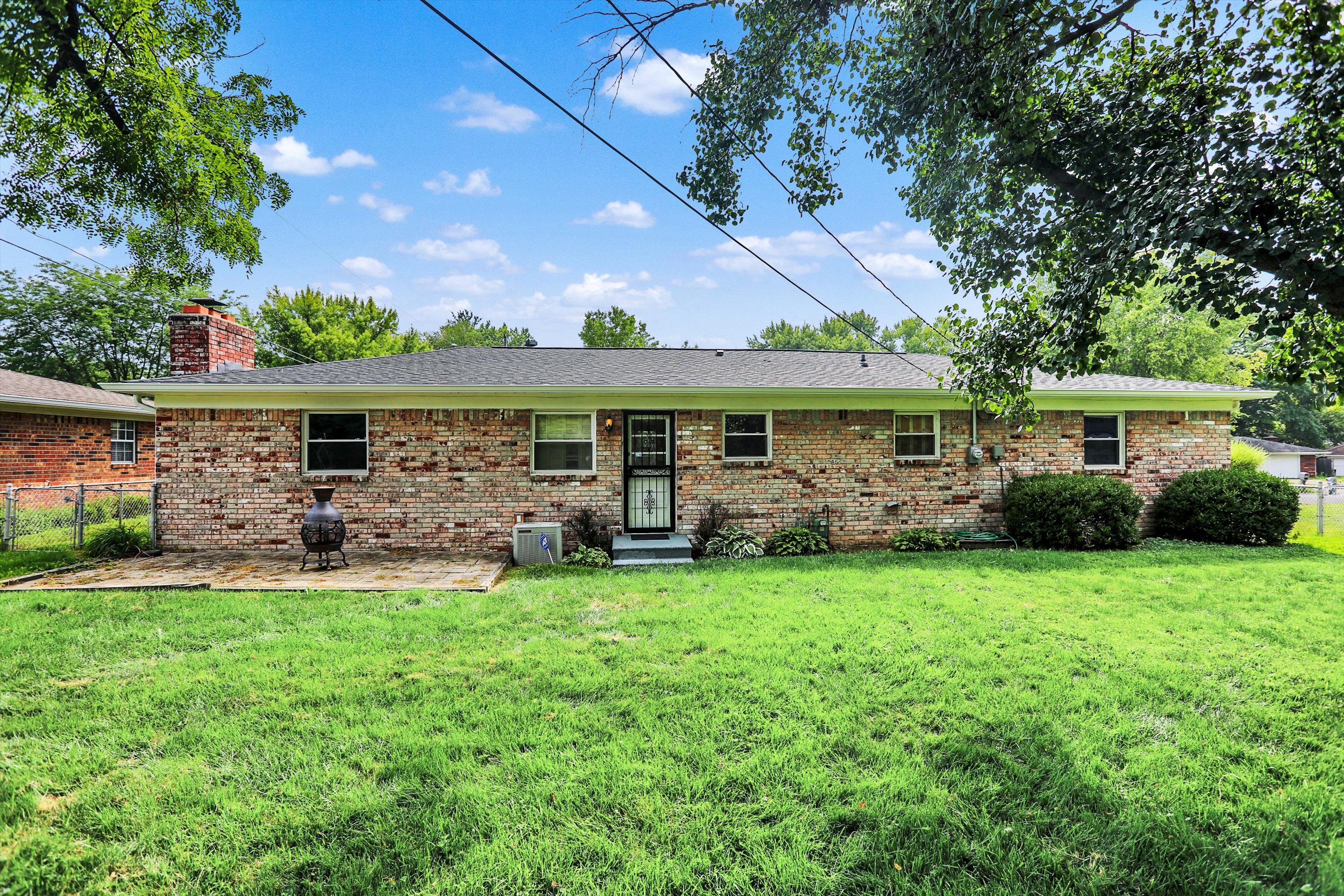 309 Hopkins Road Cumberland, IN 46229 - Photo 25 of 30
