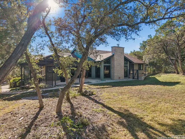 $725,000 | 7435 Hummingbird Hill Lane, San Antonio, TX 78255