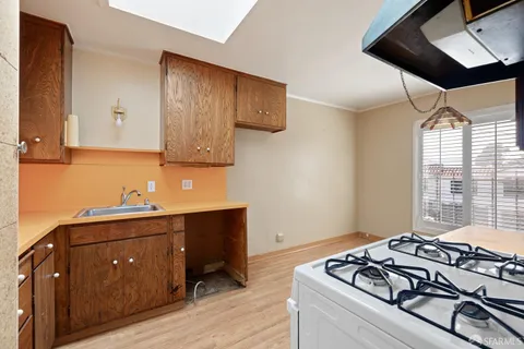$799,000 | 134 Beverly Street, San Francisco, CA 94132