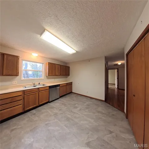 $105,000 | 2709 Sassy Lane, Belleville, IL 62226