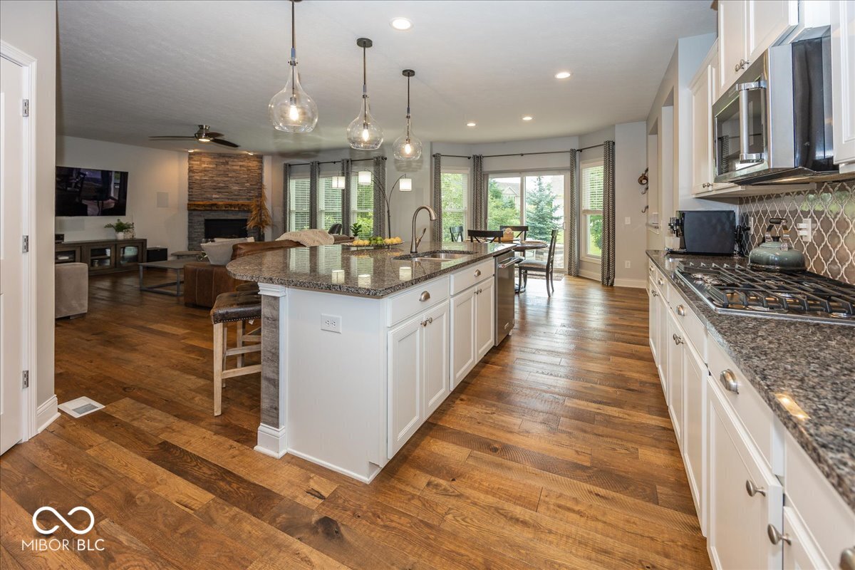 9976 Win Star Way Fishers, IN 46040 - Photo 13 of 51