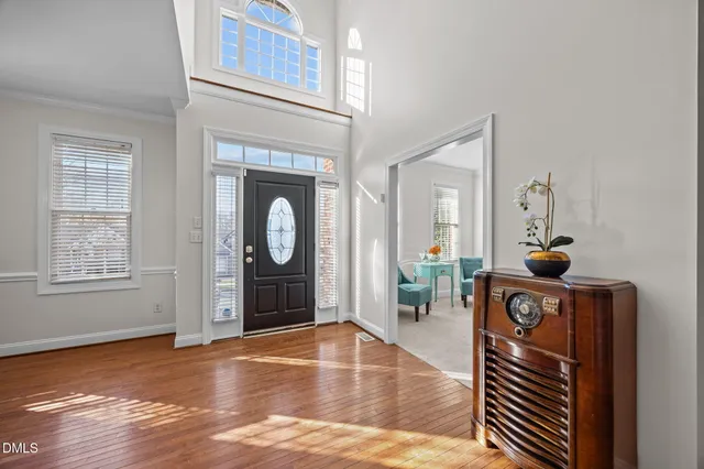 a view of a hallway view with windows