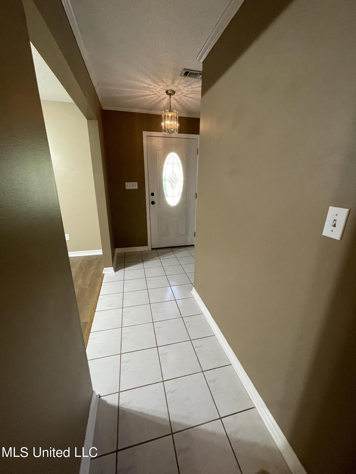 77 Covered Bridge Road Carriere, MS 39426 - Photo 16 of 19 foyer/hallway