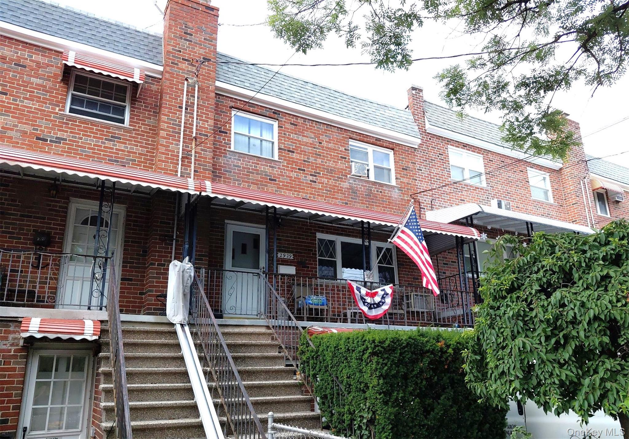 2929 Harding Avenue Bronx, NY 10465 - Photo 1 of 4