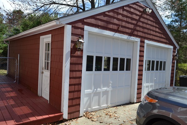 55 Lancaster Road Clinton, MA 01510 - Photo 2 of 18