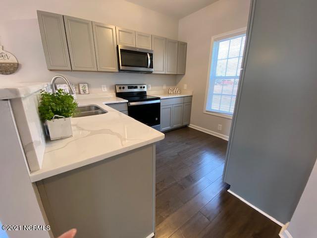 215 Queens Road Jacksonville, NC 28540 - Photo 6 of 42 IMG_2637