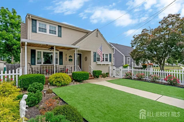 $580,000 | 229 Harris Avenue, Middlesex, NJ 08846