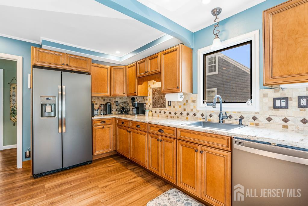 229 Harris Avenue Middlesex, NJ 08846 - Photo 11 of 31