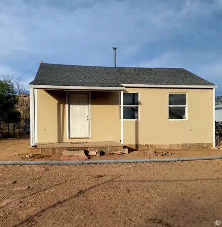 $134,900 | 131 Whitmore Drive, East Carbon, UT 84520