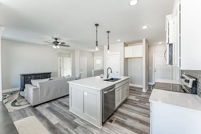 $317,500 | 10498 Wilkinson Street, Maize, KS 67101