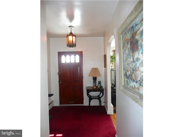 7706 Oak Lane Road Cheltenham, PA 19012 - Photo 22 of 25 Foyer