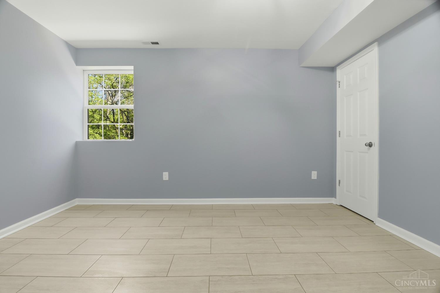 2678 Jackson Road Hamilton, OH 45011 - Photo 21 of 57