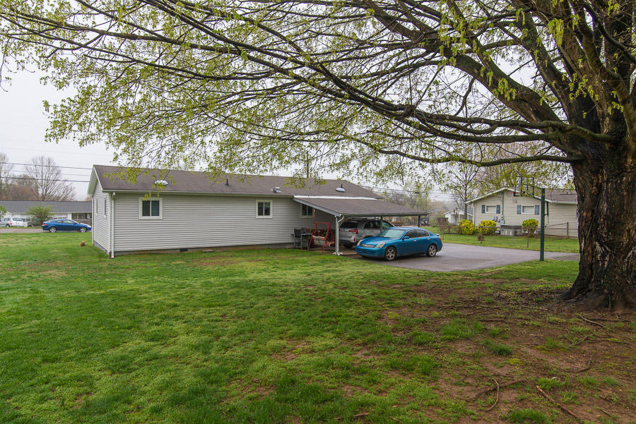 3131 Lafayette Road Knoxville, TN 37921 - Photo 3 of 13 JBP_3374