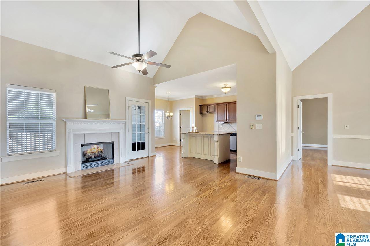 405 Ramsgate Drive Alabaster, AL 35114 - Photo 4 of 35