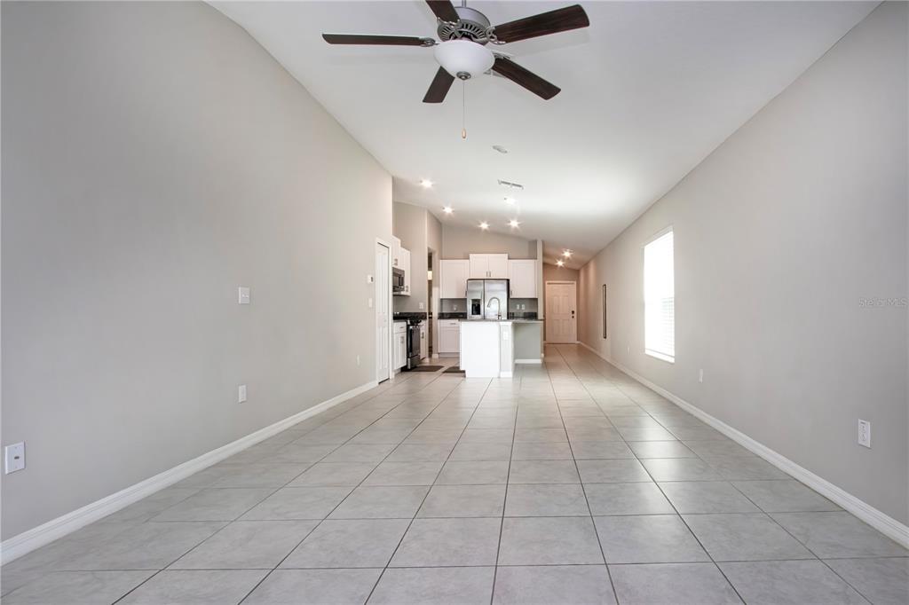 9437 Lemon Drop Loop Sun City Center, FL 33573 - Photo 23 of 86