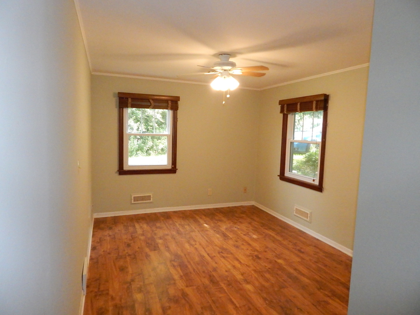 600 Robertson Road South Elgin, IL 60177 - Photo 13 of 18 Gallery Image 13