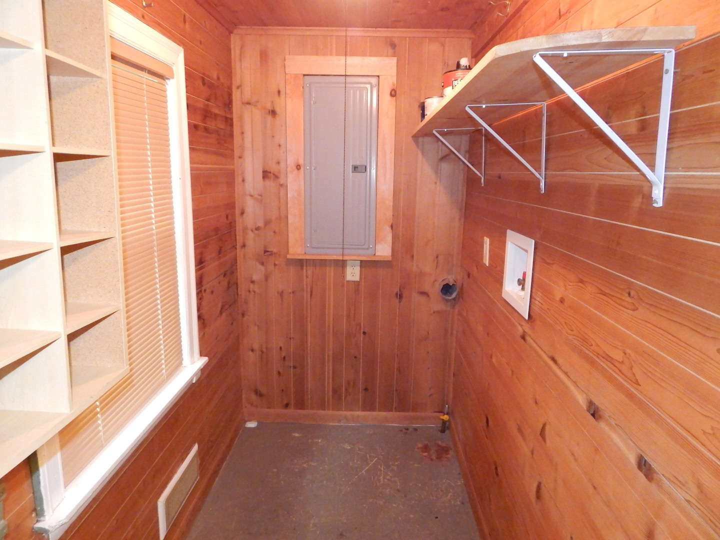 600 Robertson Road South Elgin, IL 60177 - Photo 18 of 18 Gallery Image 18