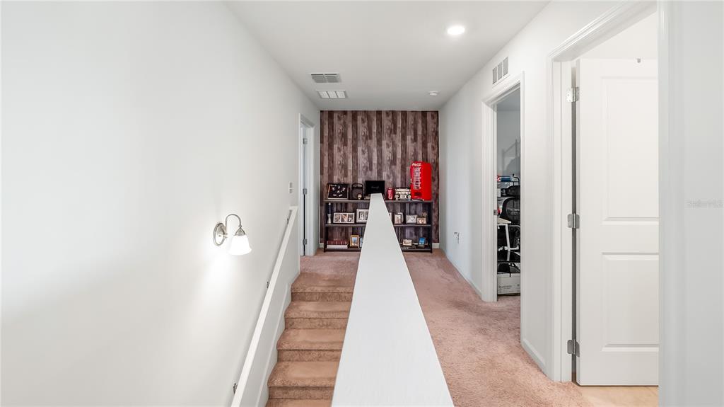 8720 Sportsman Loop Groveland, FL 34736 - Photo 16 of 34