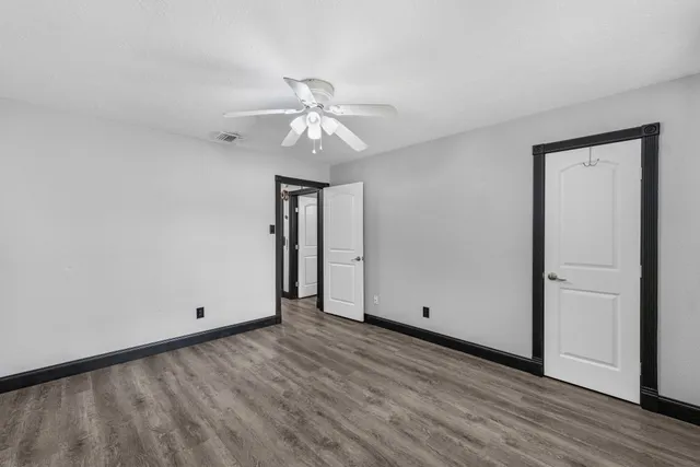 $299,000 | 5121 Creekview Drive, La Porte, TX 77571