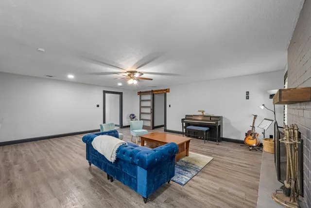 $299,000 | 5121 Creekview Drive, La Porte, TX 77571