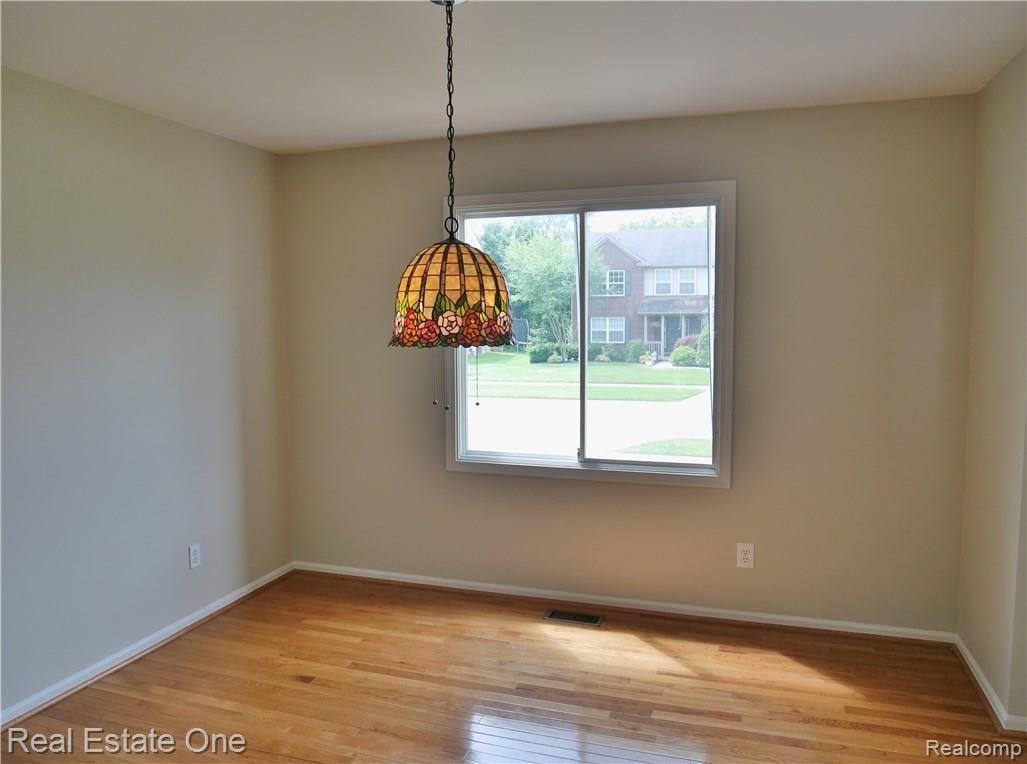 2592 Brilliance Rochester, MI 48309 - Photo 8 of 28 dining 7.20