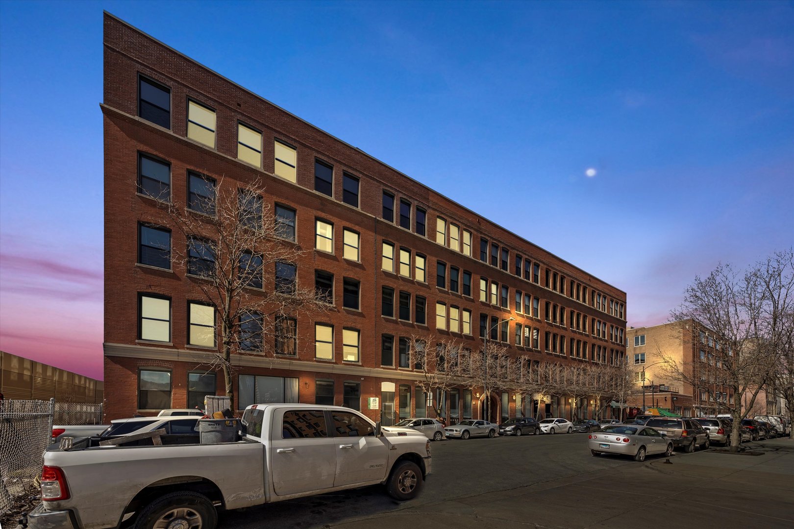 400 South Green St Unit 304305  