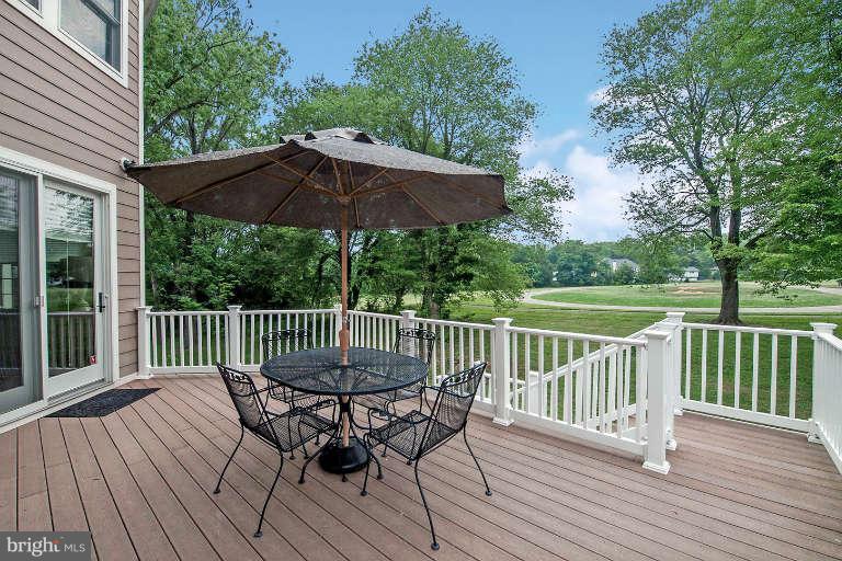 7110 Thrasher Road McLean, VA 22101 - Photo 25 of 27 Exterior (Rear)