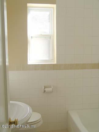 1911 Clemson Road Jacksonville, FL 32217 - Photo 18 of 26 a bathroom with a shower