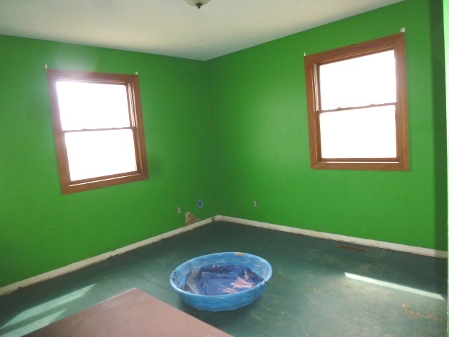 12901 Pine Road Dewitt, IL 61735 - Photo 14 of 23 a view of a room with a large window and table