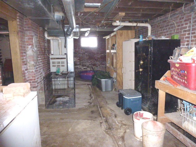 12901 Pine Road Dewitt, IL 61735 - Photo 22 of 23 a view of a room with shelves