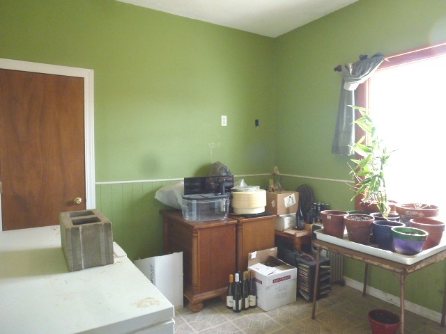 12901 Pine Road Dewitt, IL 61735 - Photo 7 of 23 a room with a table chairs and a sink
