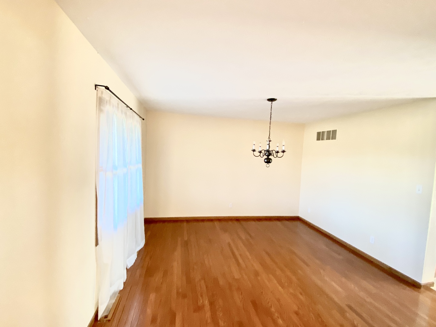 1221 Fox Run Seneca, IL 61341 - Photo 15 of 42