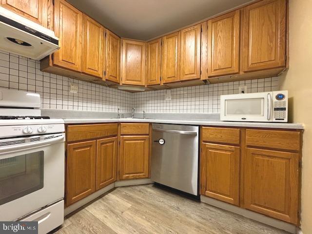 7445 Patterson Road Falls Church, VA 22043 - Photo 2 of 29