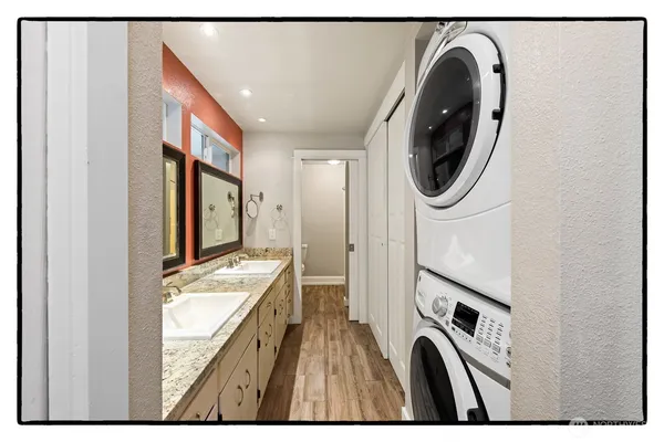 $850,000 | 106 Chinook Place, La Conner, WA 98257