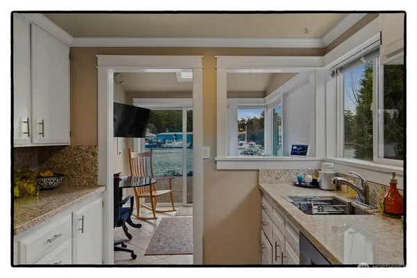 $850,000 | 106 Chinook Place, La Conner, WA 98257