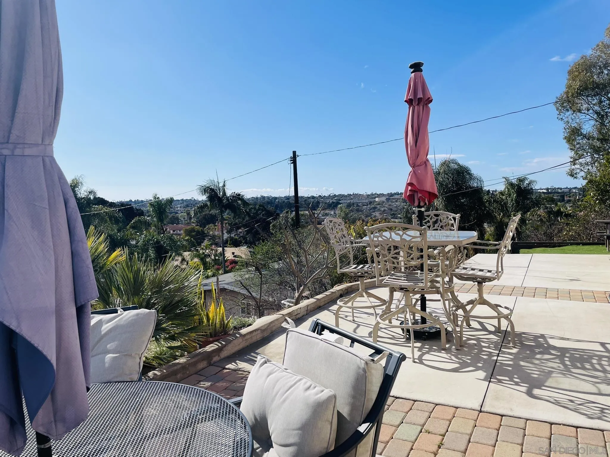 1255 Rhea Place, Unit A Vista, CA 92084 - Photo 3 of 12