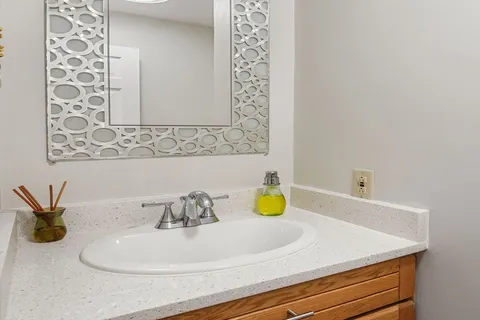 $1,295,000 | 17 Garfield Street, Marblehead, MA 01945