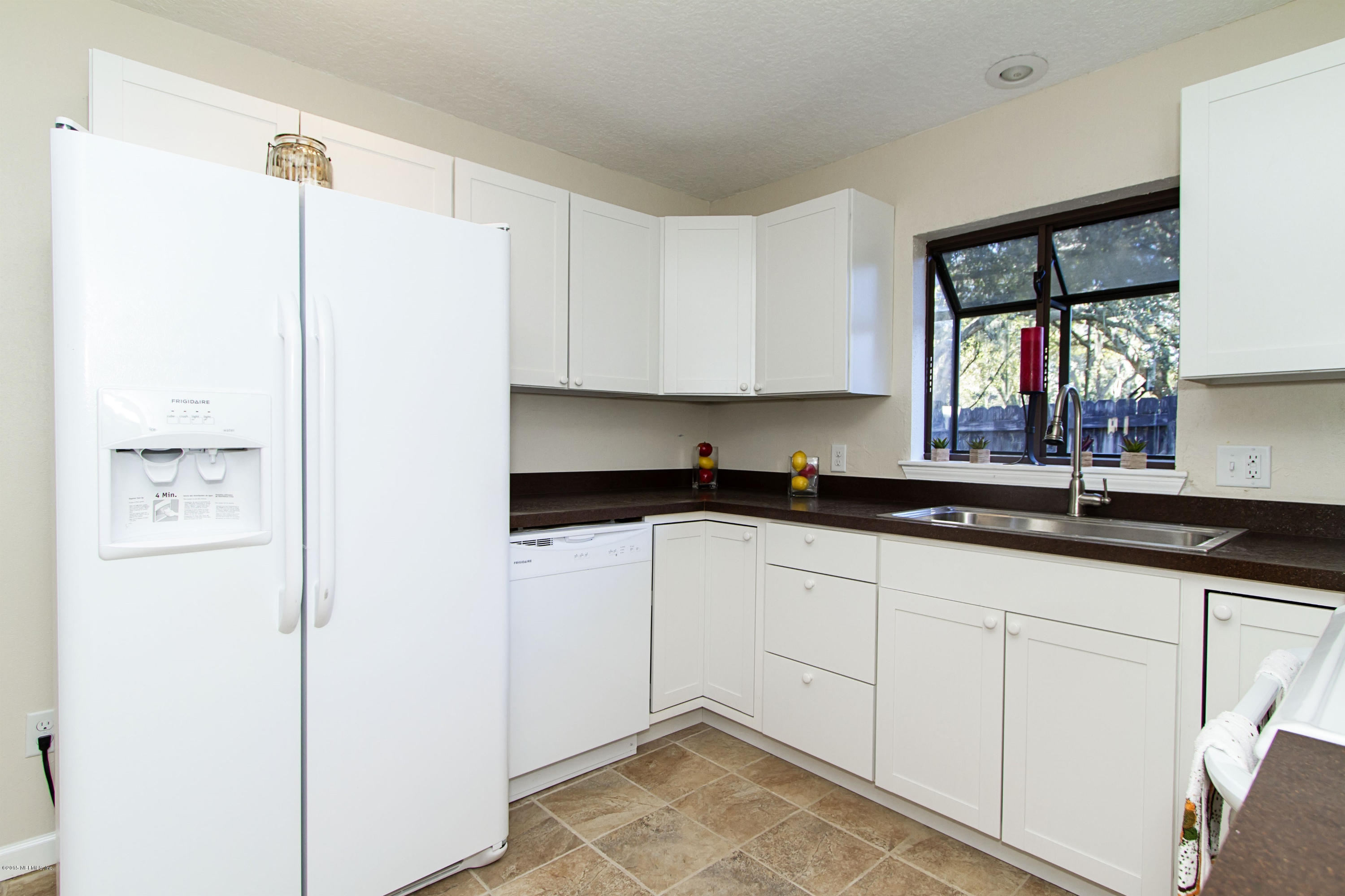 6125 Ricker Road Jacksonville, FL 32244 - Photo 12 of 18 009_Kitchen