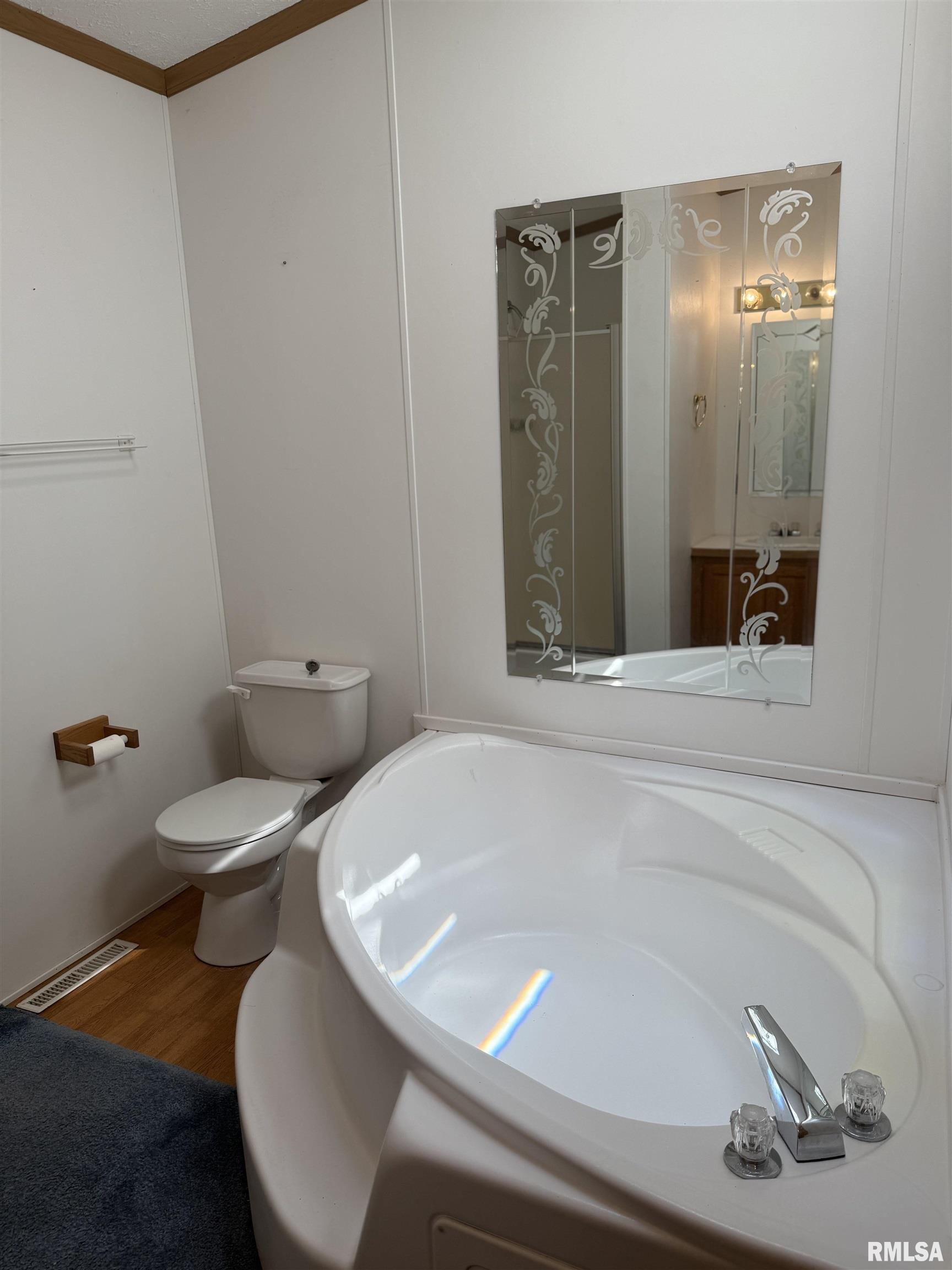 812 April Avenue Quincy, IL 62305 - Photo 13 of 19