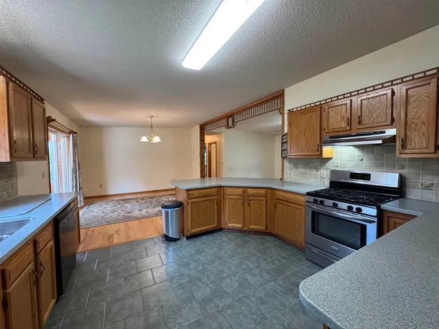 $525,000 | 1688 Waite Hill Road, Pawlet, VT 05761