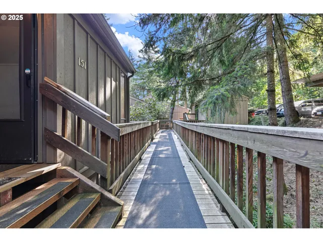 $278,000 | 151 Treehill Loop, Eugene, OR 97405