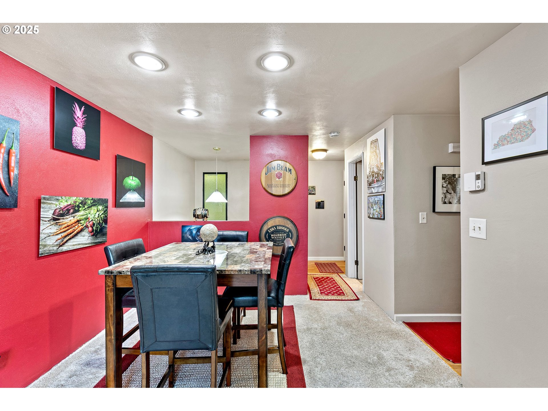 151 Treehill Loop Eugene, OR 97405 - Photo 4 of 44