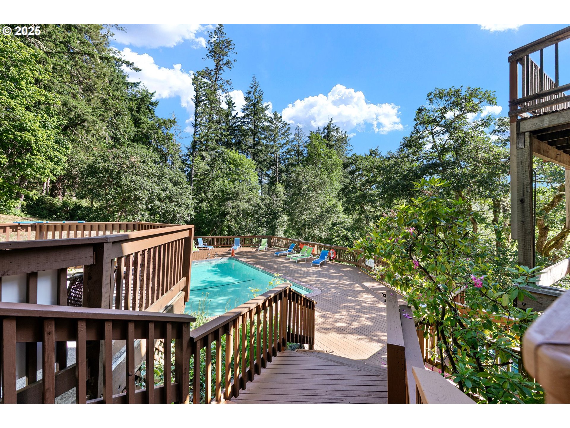 151 Treehill Loop Eugene, OR 97405 - Photo 42 of 44