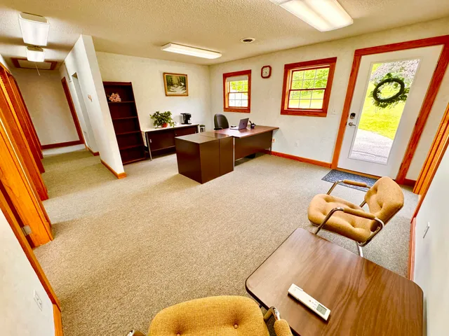 $475,000 | 1045 Broadway, Bangor, ME 04401